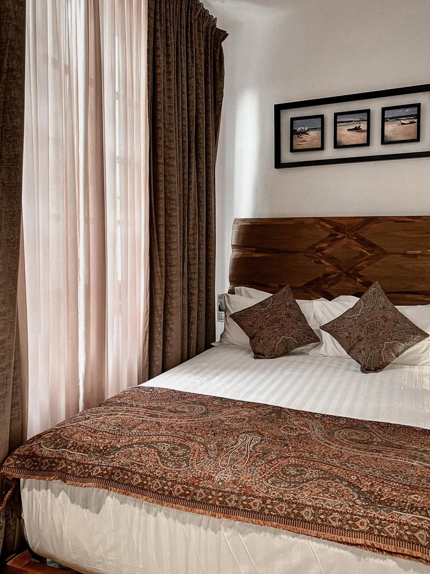 Anahita Boutique Hotel Малага Экстерьер фото