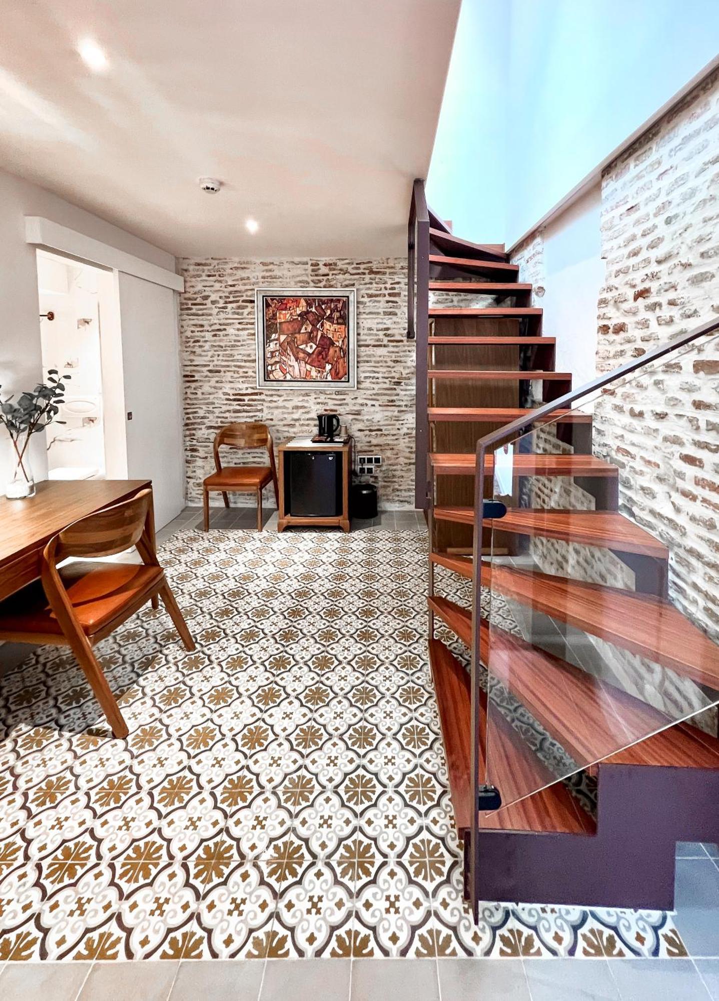 Anahita Boutique Hotel Малага Экстерьер фото