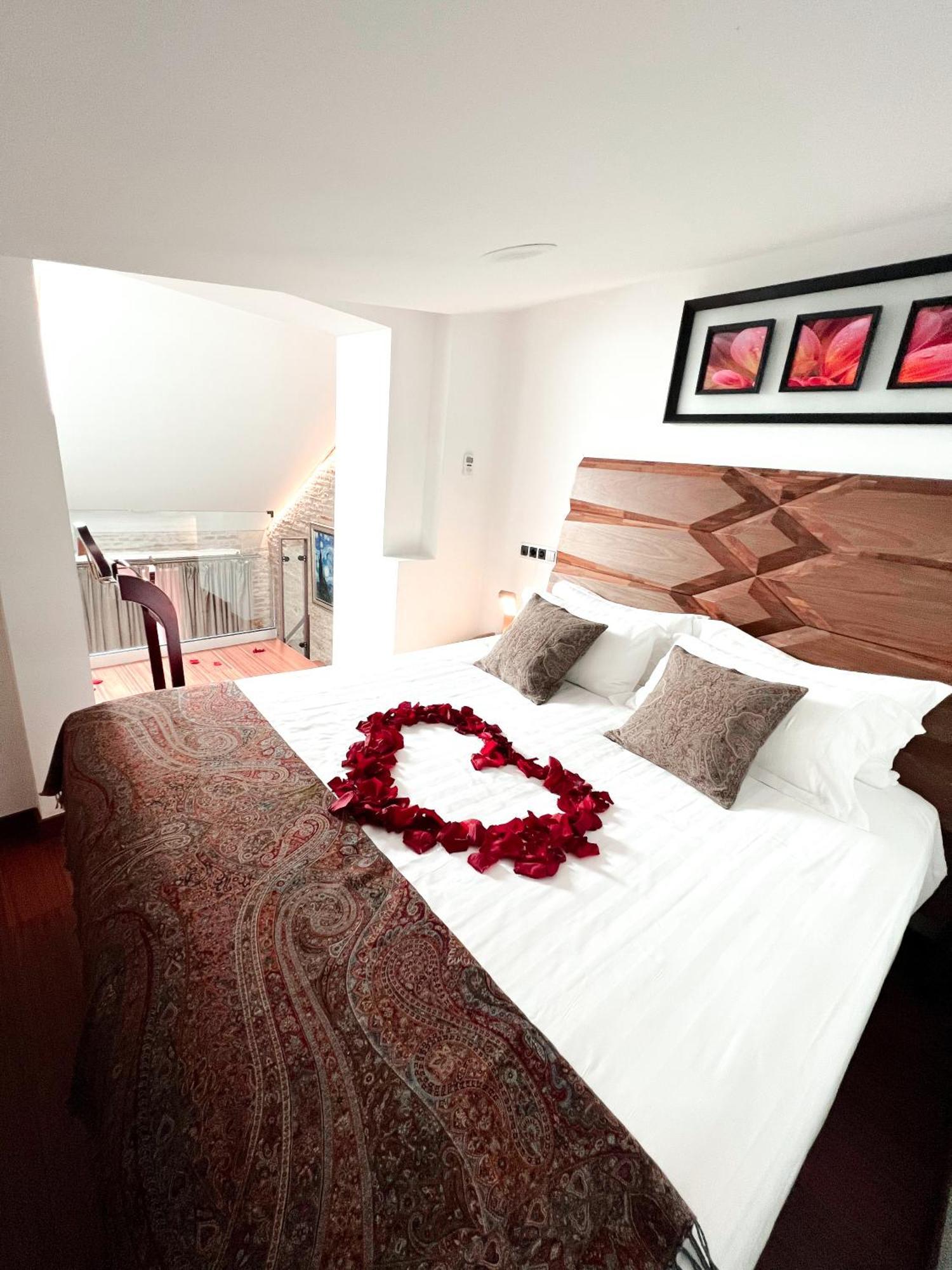 Anahita Boutique Hotel Малага Экстерьер фото